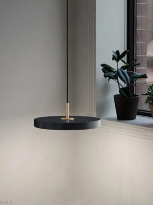 Nordische_Pendelleuchte_mit_Minimalistischem_Design__PolarPendulum_1